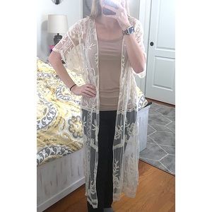 Short Sleeve Lace Kimono